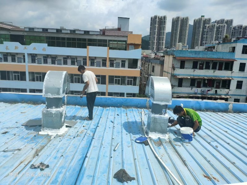 临颍钢结构屋面涂料维修方法